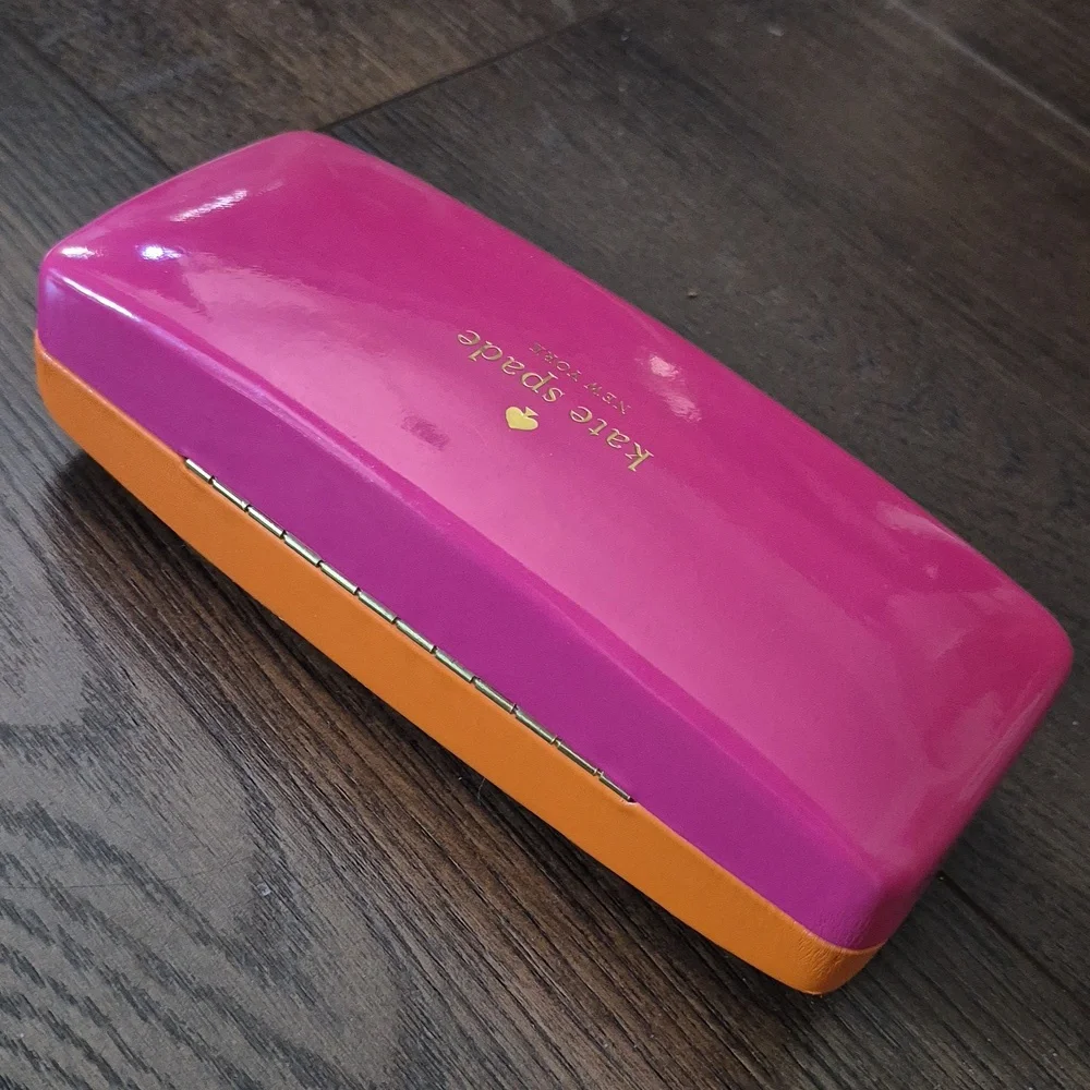 Pair Of Kate Spade Glasses Case With One Lens Cloth. Nice Condition - Picture 5 of 7